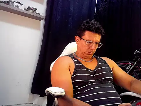 pedropicapi online show from March 26, 9:56 pm