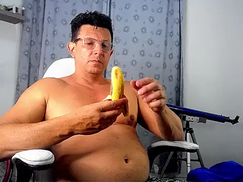 pedropicapi online show from September 25, 1:44 am