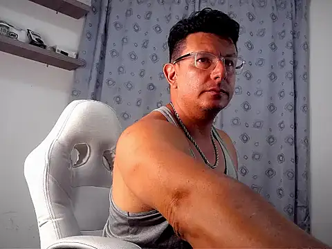 pedropicapi online show from December 20, 1:19 am