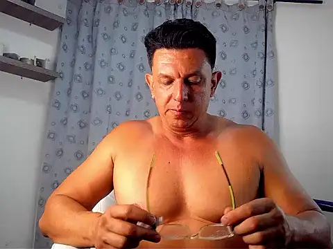 pedropicapi online show from October 19, 2:36 am