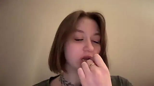 Snapshot of Isabel-Bailey chatting on February 14, 9:53 pm Isabel-Bailey online show from February 14, 9:53 pm