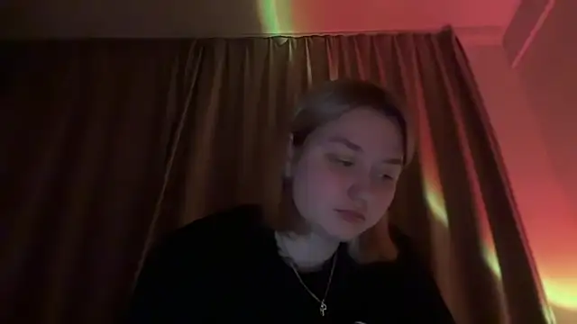 Isabel-Bailey online show from April 1, 9:01 pm