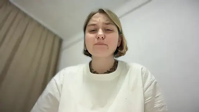 Snapshot of Isabel-Bailey chatting on October 8, 9:04 pm Isabel-Bailey online show from October 8, 9:04 pm