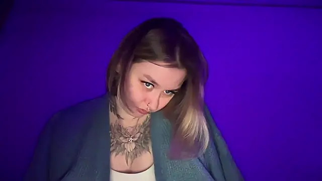 Snapshot of Isabel-Bailey chatting on October 24, 9:03 pm Isabel-Bailey online show from October 24, 9:03 pm