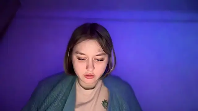 Snapshot of Isabel-Bailey chatting on November 6, 10:03 pm Isabel-Bailey online show from November 6, 10:03 pm