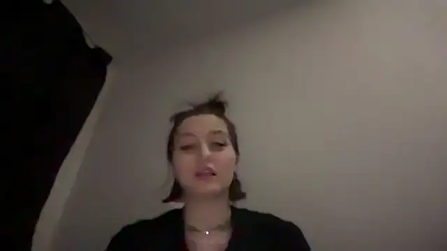 Snapshot of Isabel-Bailey chatting on January 25, 12:59 am Isabel-Bailey online show from January 25, 12:59 am