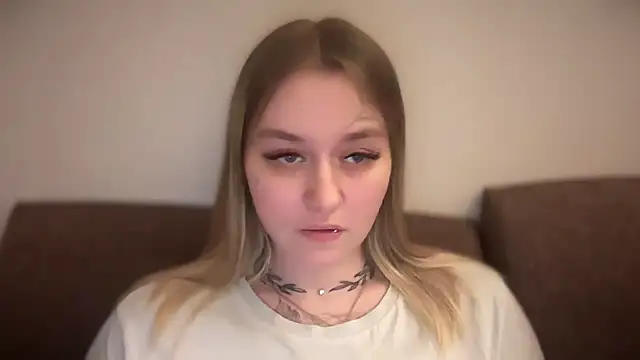 Snapshot of Isabel-Bailey chatting on December 27, 8:50 pm Isabel-Bailey online show from December 27, 8:50 pm