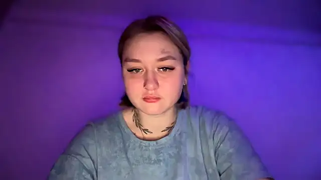 Snapshot of Isabel-Bailey chatting on October 21, 9:03 pm Isabel-Bailey online show from October 21, 9:03 pm