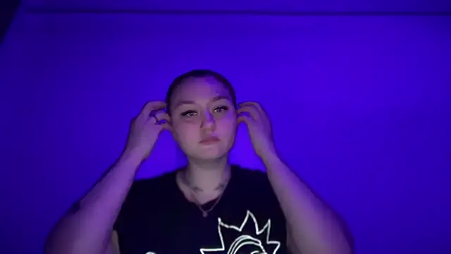 Snapshot of Isabel-Bailey chatting on November 15, 9:19 pm Isabel-Bailey online show from November 15, 9:19 pm