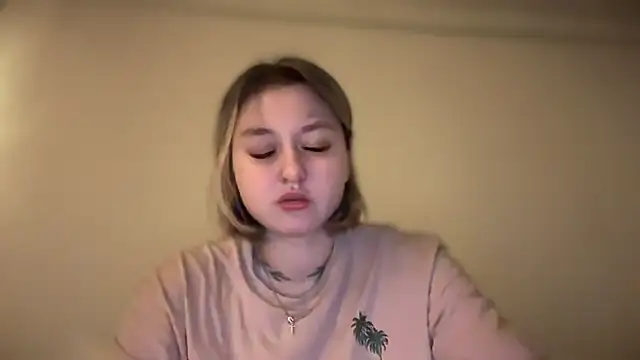 Snapshot of Isabel-Bailey chatting on November 30, 9:15 pm Isabel-Bailey online show from November 30, 9:15 pm