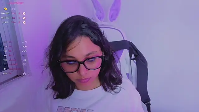 Cuteprincess21 online show from November 7, 11:52 pm