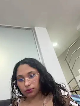 Cuteprincess21 online show from May 16, 3:16 am