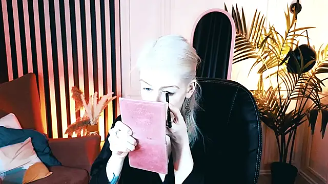 Noah ElmerX online show from October 14, 2:17 pm