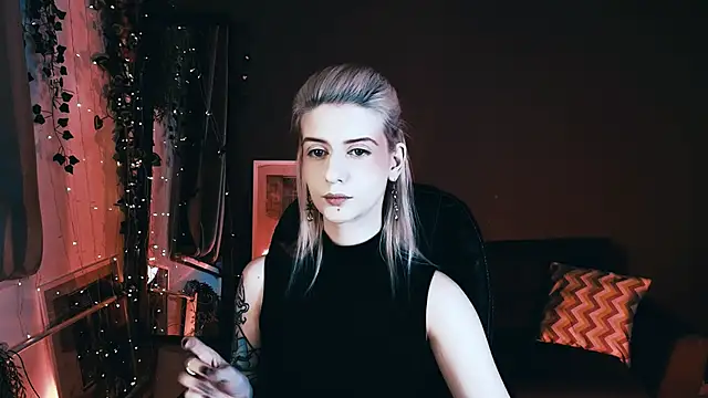 Noah ElmerX online show from October 8, 10:32 pm