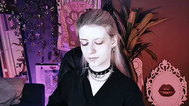 Noah ElmerX online show from June 28, 2:34 pm