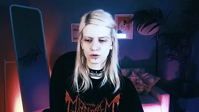 Noah ElmerX online show from November 8, 4:21 pm