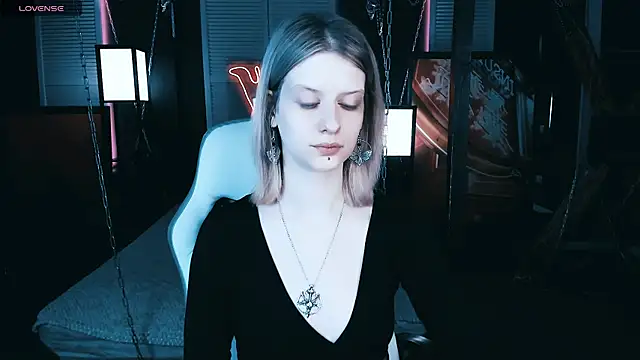 Noah ElmerX online show from March 3, 4:36 pm