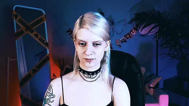 Noah ElmerX online show from October 27, 5:14 pm