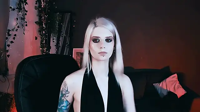 Noah ElmerX online show from September 18, 6:55 pm