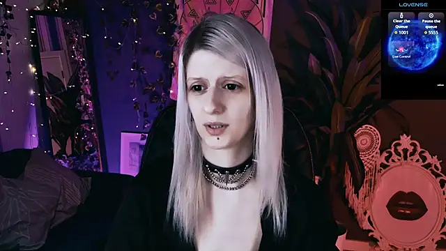 Noah ElmerX online show from April 15, 3:38 pm