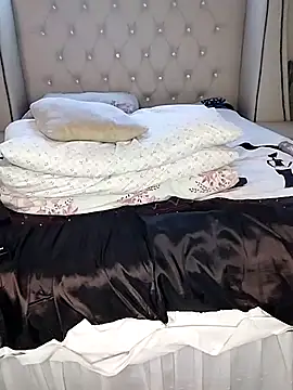 Snapshot of makaviwe chatting on February 12, 6:19 am makaviwe online show from February 12, 6:19 am