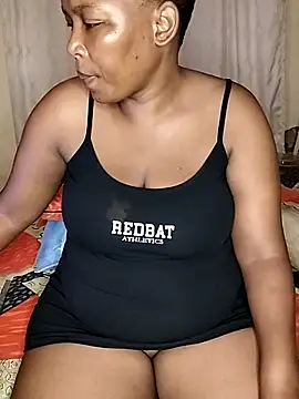 Snapshot of makaviwe chatting on March 12, 3:35 am makaviwe online show from March 12, 3:35 am