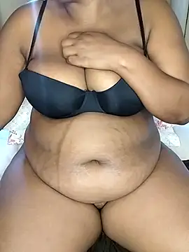 Snapshot of makaviwe chatting on February 10, 6:09 am makaviwe online show from February 10, 6:09 am