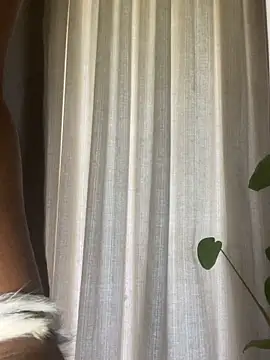 YesTheSexiest online show from October 24, 10:25 am