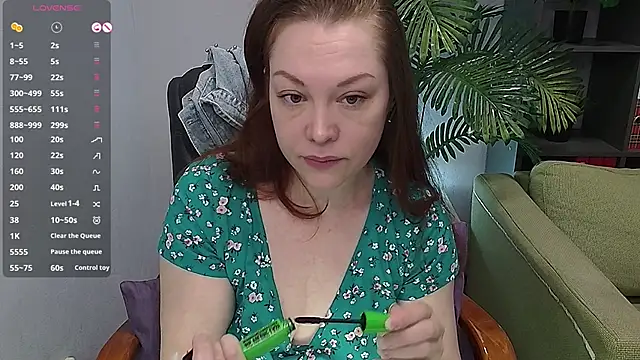 CutieGinger online show from November 1, 6:13 pm