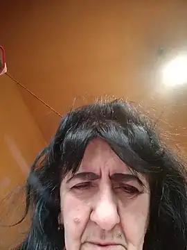 Snapshot of Lovely_Lori chatting on June 5, 4:06 am Lovely Lori online show from June 5, 4:06 am