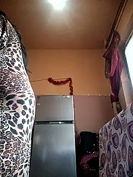 Lovely Lori online show from March 7, 4:30 am