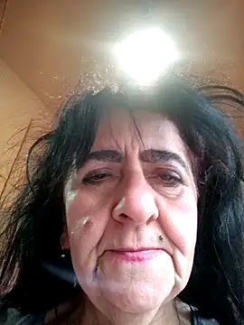 Lovely Lori online show from January 17, 6:06 am