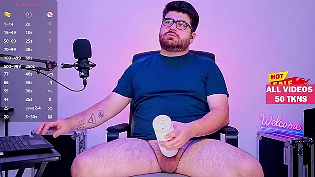 jax luna online show from December 7, 6:32 pm