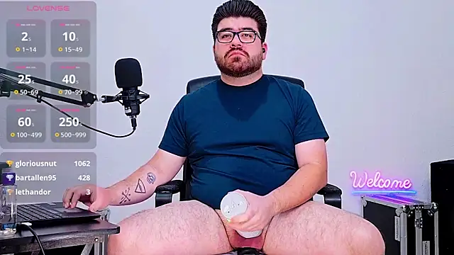 jax luna online show from January 22, 8:40 am