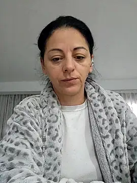 bruneta sexy23 online show from March 13, 6:40 am