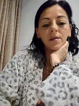 bruneta sexy23 online show from November 28, 4:45 am