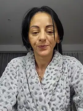 bruneta sexy23 online show from December 22, 4:56 am