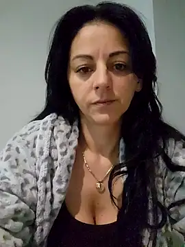bruneta sexy23 online show from February 1, 3:52 am