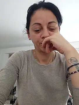 bruneta sexy23 online show from January 11, 10:00 am