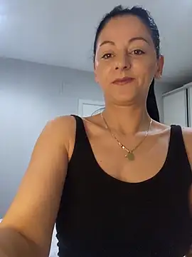 bruneta sexy23 online show from March 11, 4:41 am