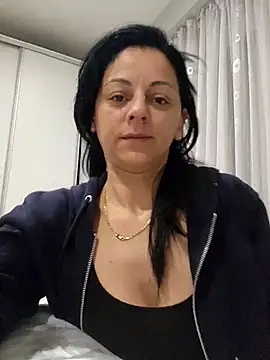 bruneta sexy23 online show from February 27, 4:35 am
