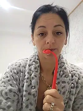 bruneta sexy23 online show from November 15, 4:16 am