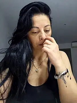 bruneta sexy23 online show from February 16, 6:32 am