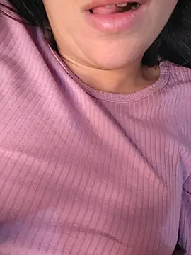 Rafaelayamazaki online show from July 16, 9:28 am