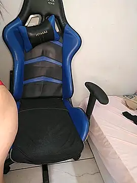 Rafaelayamazaki online show from February 28, 12:05 pm