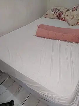 Rafaelayamazaki online show from February 14, 5:46 pm