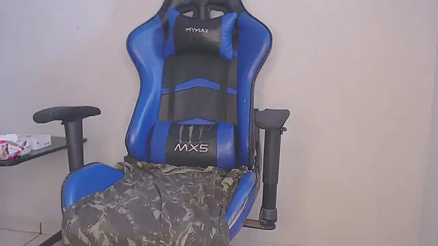 Rafaelayamazaki online show from September 26, 3:41 pm