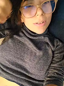 Rafaelayamazaki online show from July 14, 9:03 am