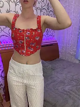 Kristina03 online show from May 21, 9:23 pm