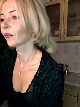 Kristina03 online show from November 7, 10:03 pm